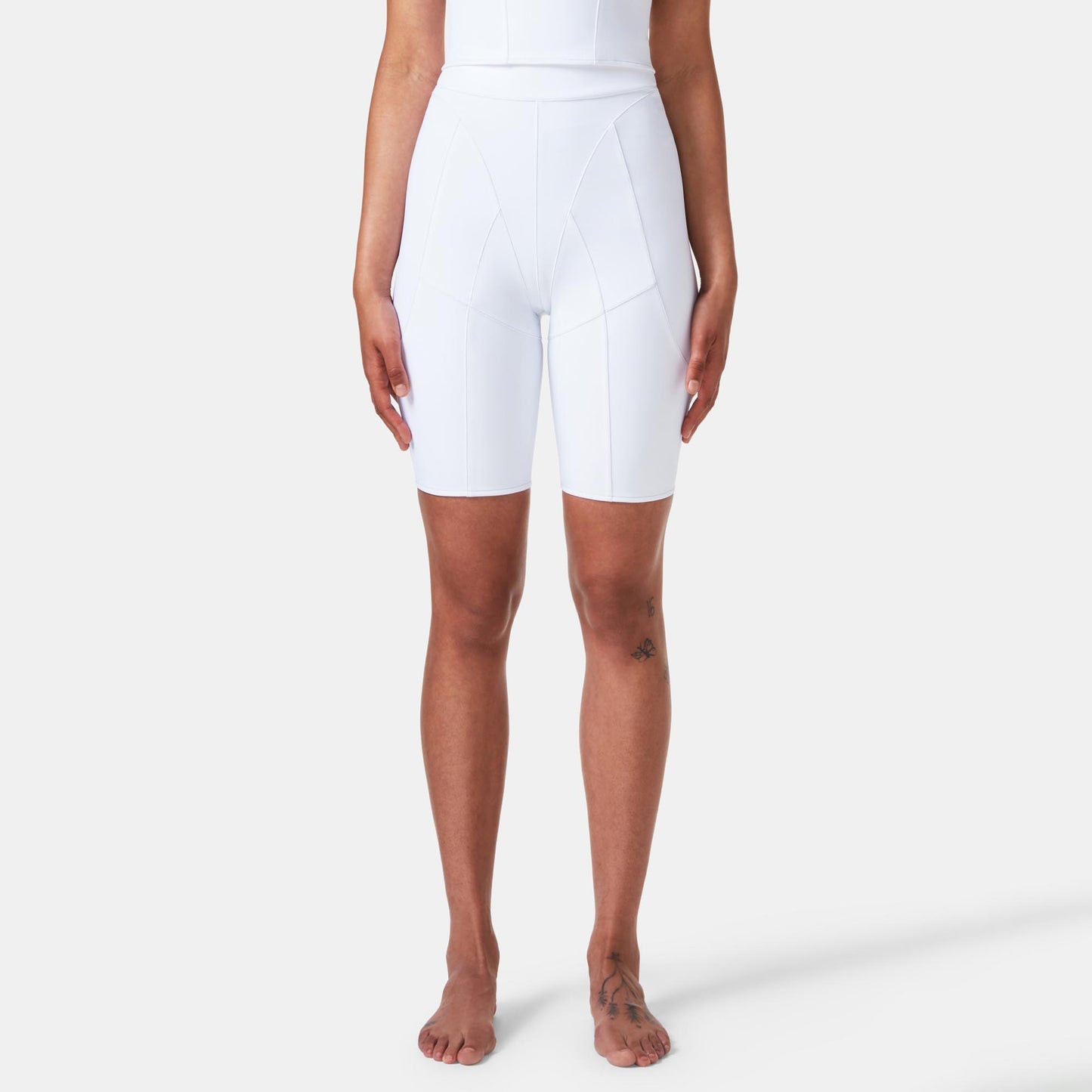REKA Shorts White