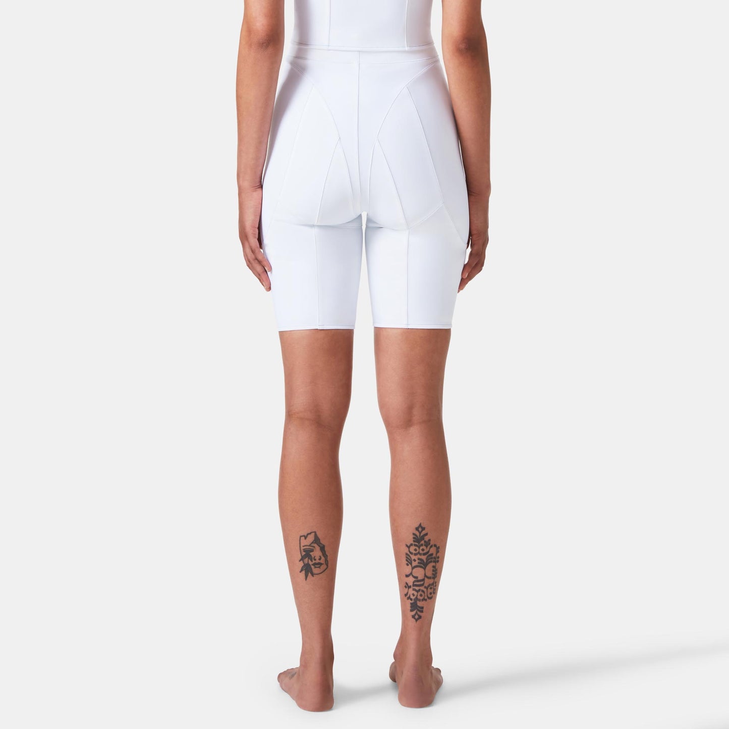 REKA Shorts White